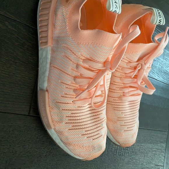 women’s adidas nmd’s - Picture 2 of 5